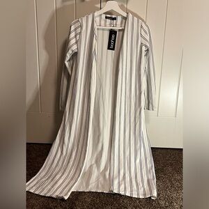 New With Tags Boohoo Duster Cardigan in Size 0